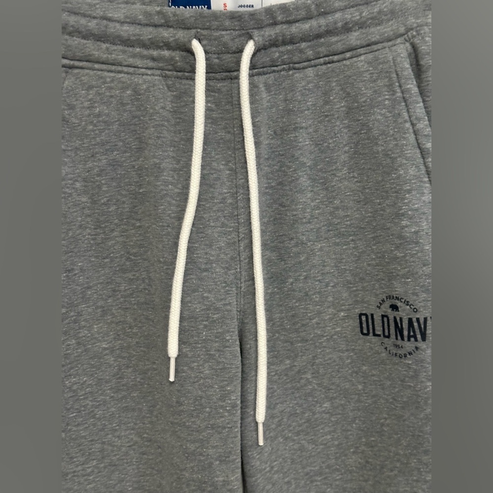 ⭐️Like New⭐️ Old Navy: Men’s Joggers with Drawstring- Size Small - Picture 3 of 9